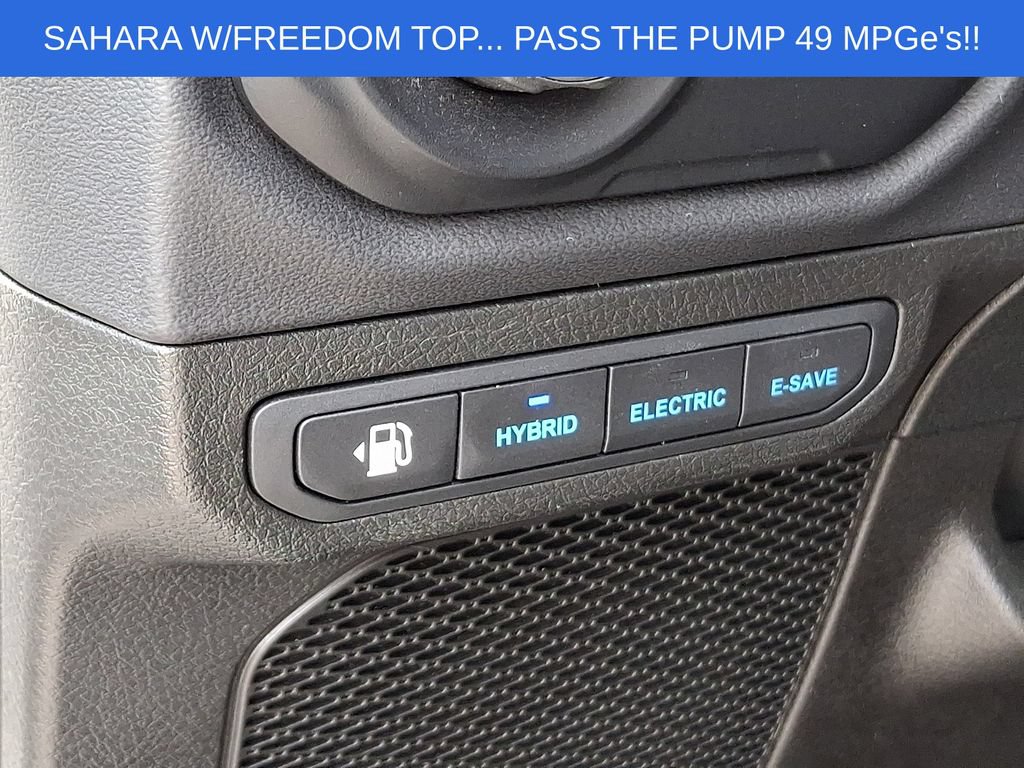 Used 2024 Jeep Wrangler Unlimited Sahara AWD/4WD image 24