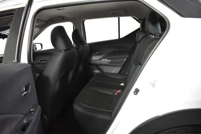 Used 2021 Nissan Kicks SV FWD image 28