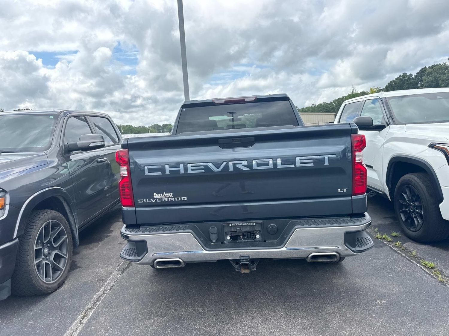 Used 2019 Chevrolet Silverado 1500 LT w/ All-Star Edition AWD/4WD image 11