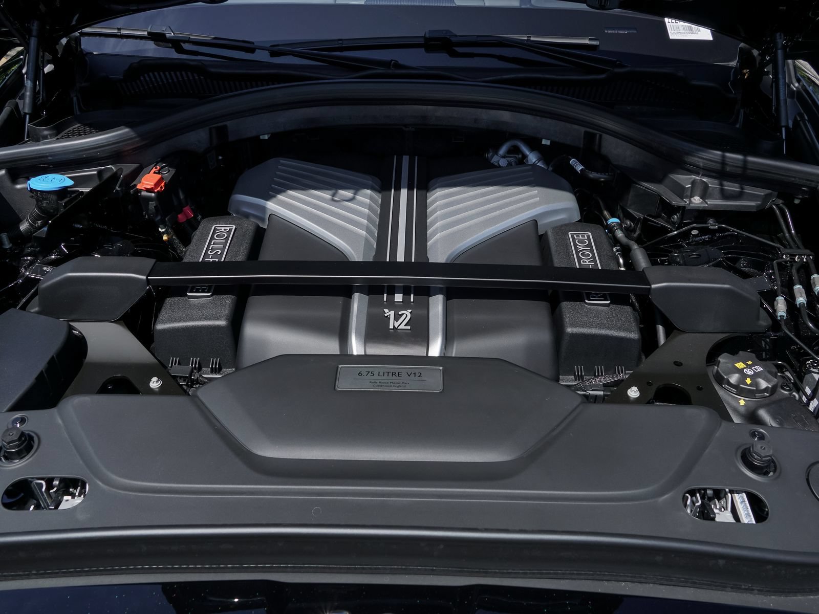New 2027 Rolls-Royce Cullinan AWD/4WD image 34