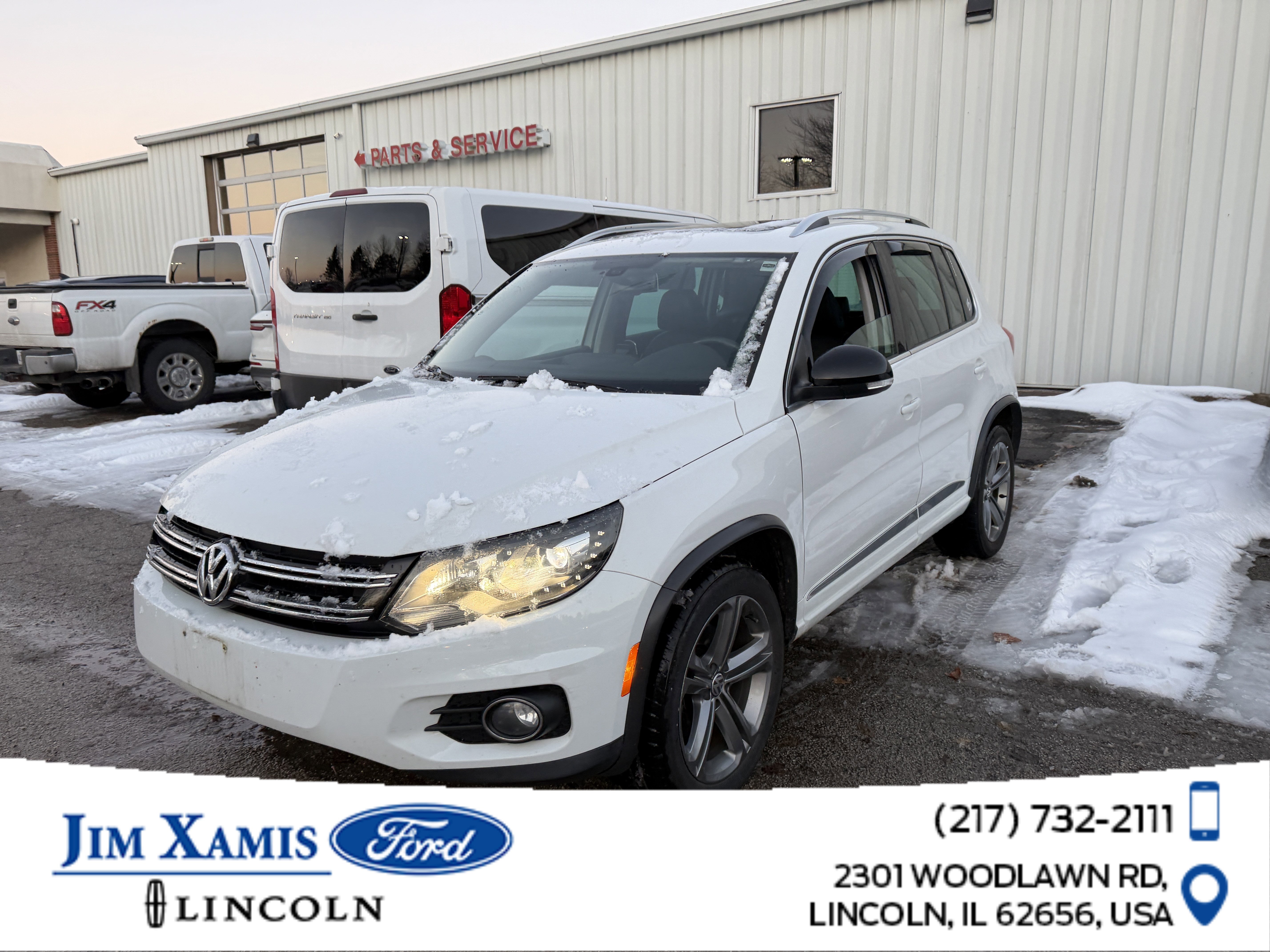Used 2017 Volkswagen Tiguan Sport image 1