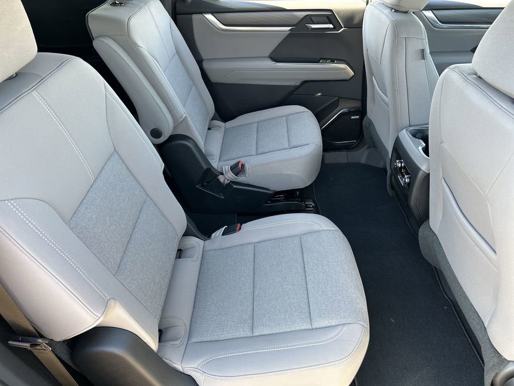 New 2026 GMC Acadia Elevation FWD image 27