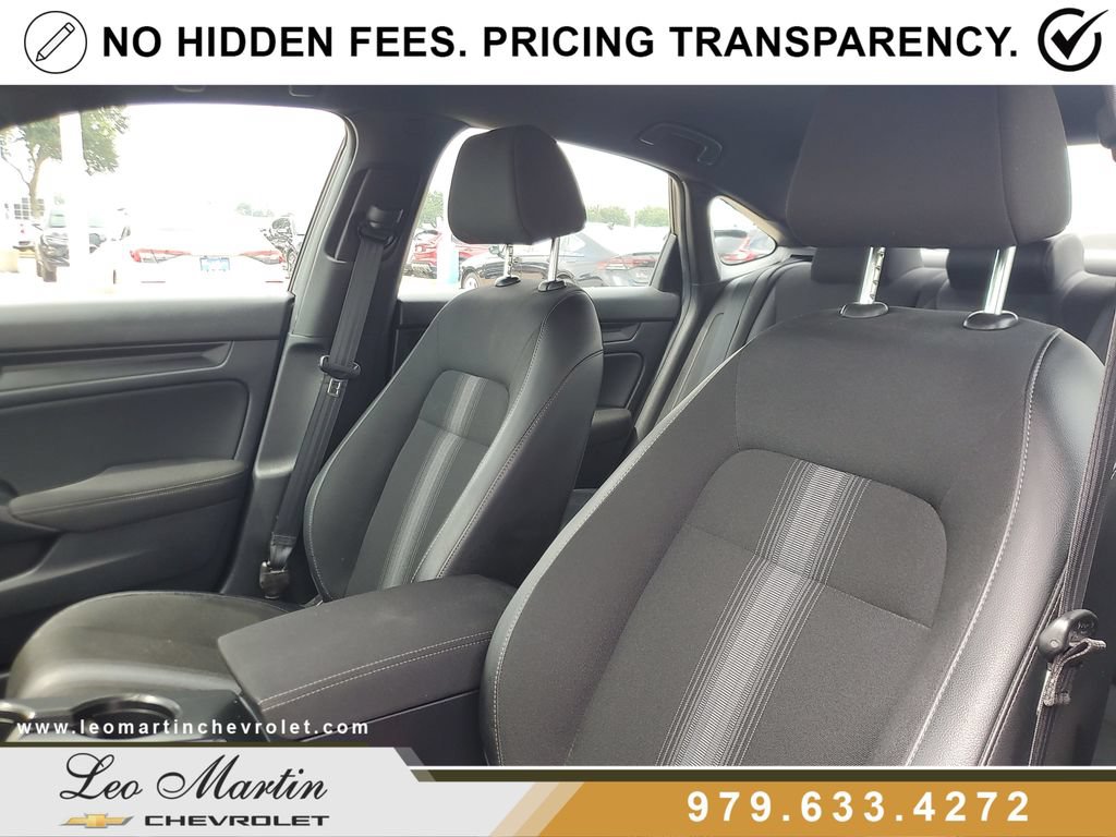 Used 2025 Honda Civic Sport image 13