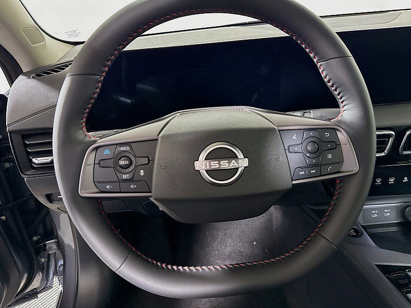 New 2026 Nissan Sentra SR w/ SR Premium Package FWD image 12
