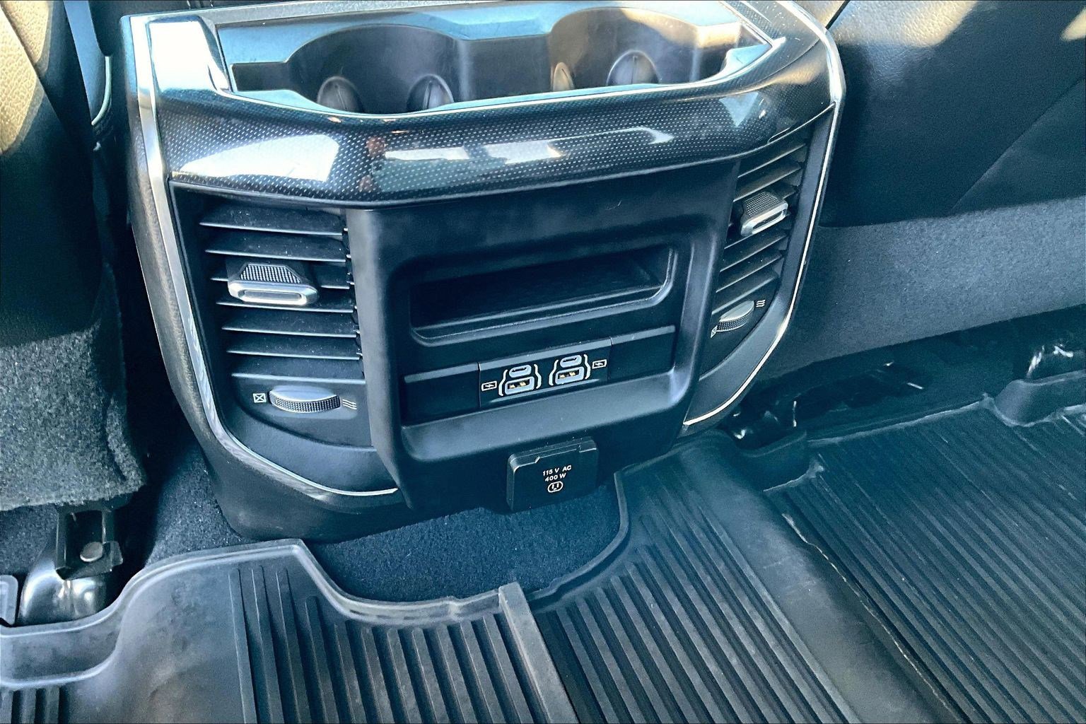 Used 2022 RAM 3500 Laramie w/ Night Edition AWD/4WD image 11