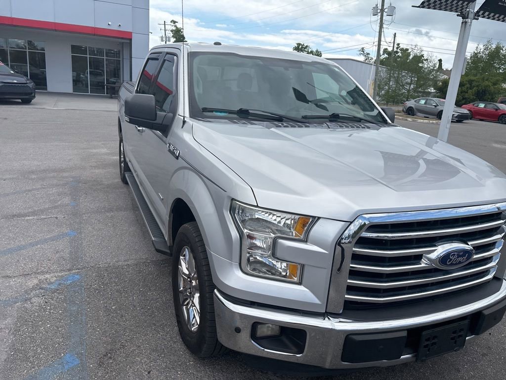 Used 2015 Ford F150 XLT w/ Equipment Group 302A Luxury RWD image 13