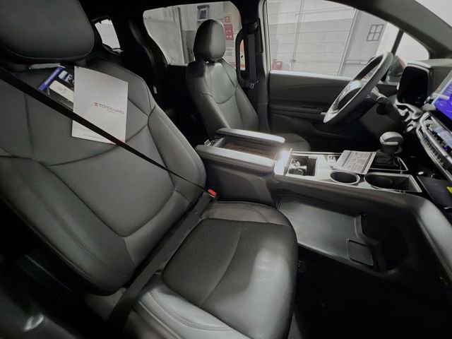 New 2026 Toyota Sienna Limited FWD image 28
