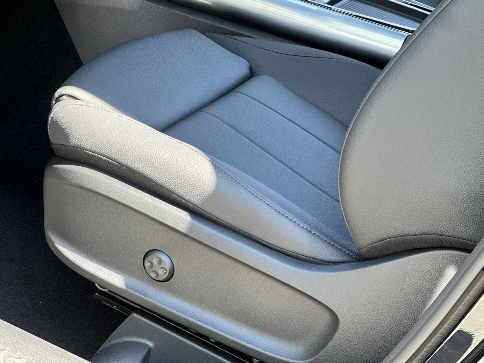 Used 2026 Mercedes-Benz GLA 250 4MATIC image 12