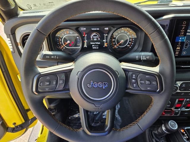Used 2024 Jeep Gladiator Overland AWD/4WD image 29