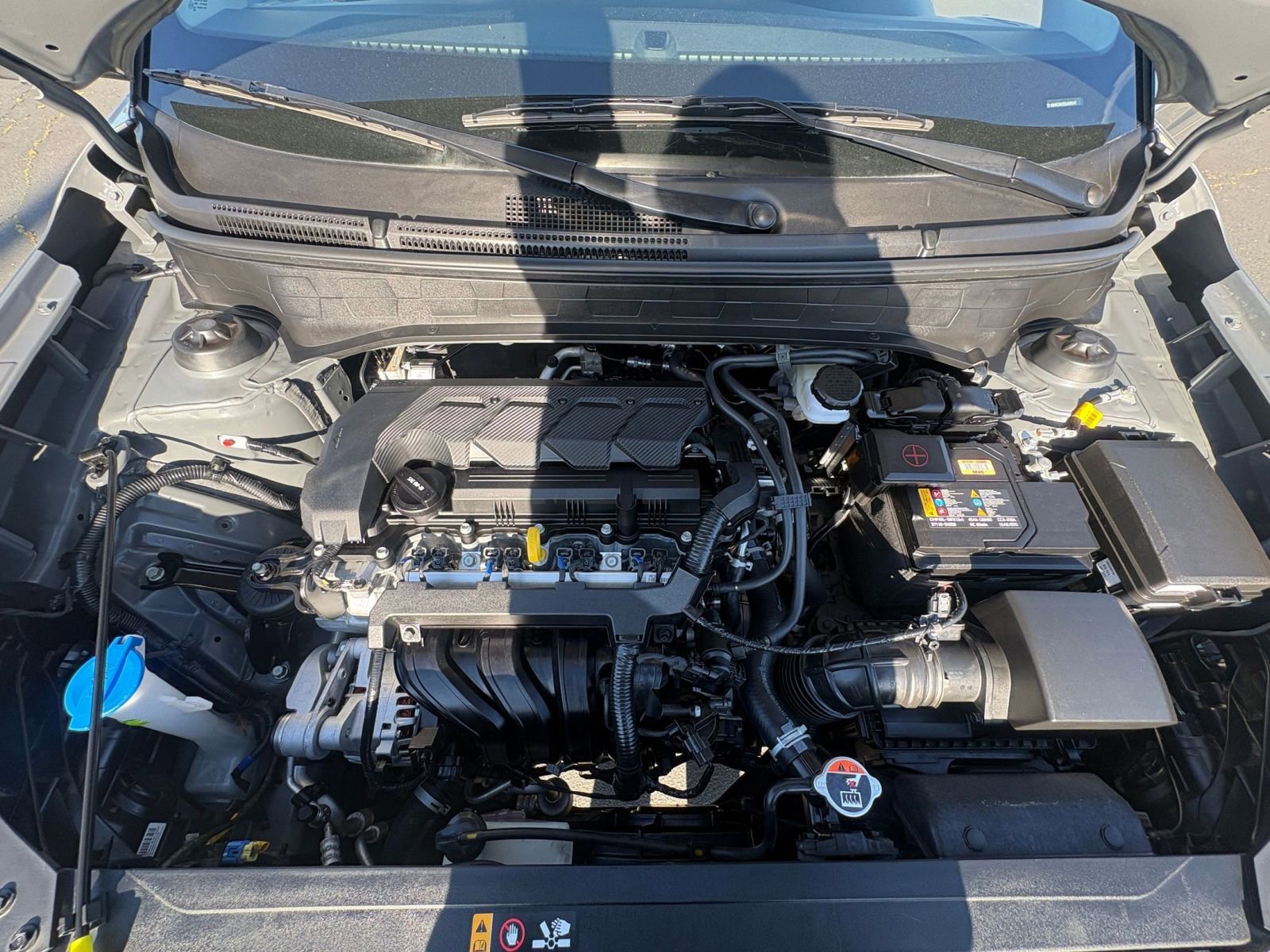 Used 2025 Hyundai Venue SEL image 32