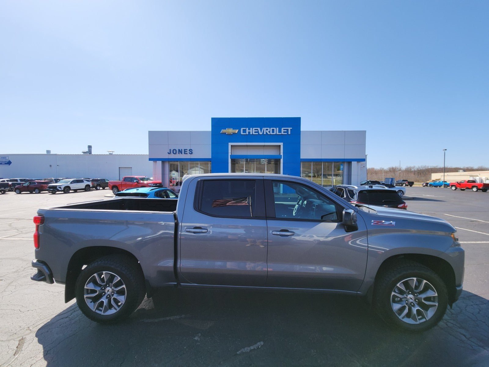 Used 2022 Chevrolet Silverado 1500 RST AWD/4WD image 6