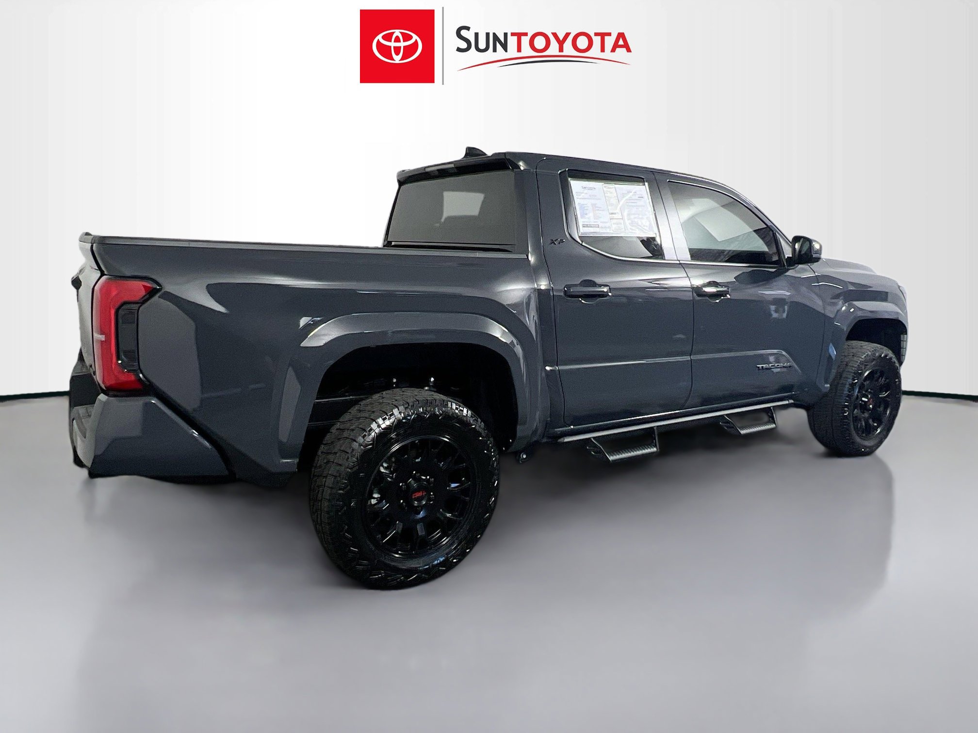 Used 2026 Toyota Tacoma SR5 RWD image 4