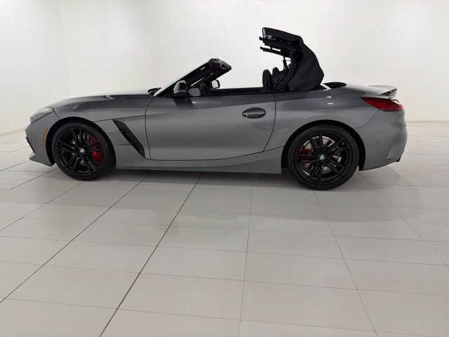 Used 2026 BMW Z4 M40i w/ Premium Package RWD image 3