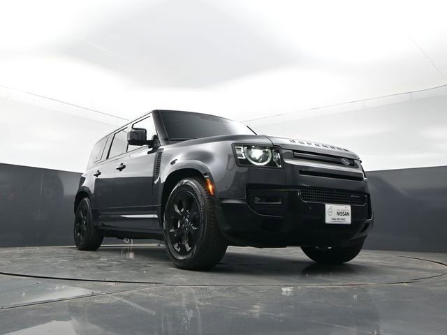 Used 2023 Land Rover Defender 110 X-Dynamic SE AWD/4WD image 27