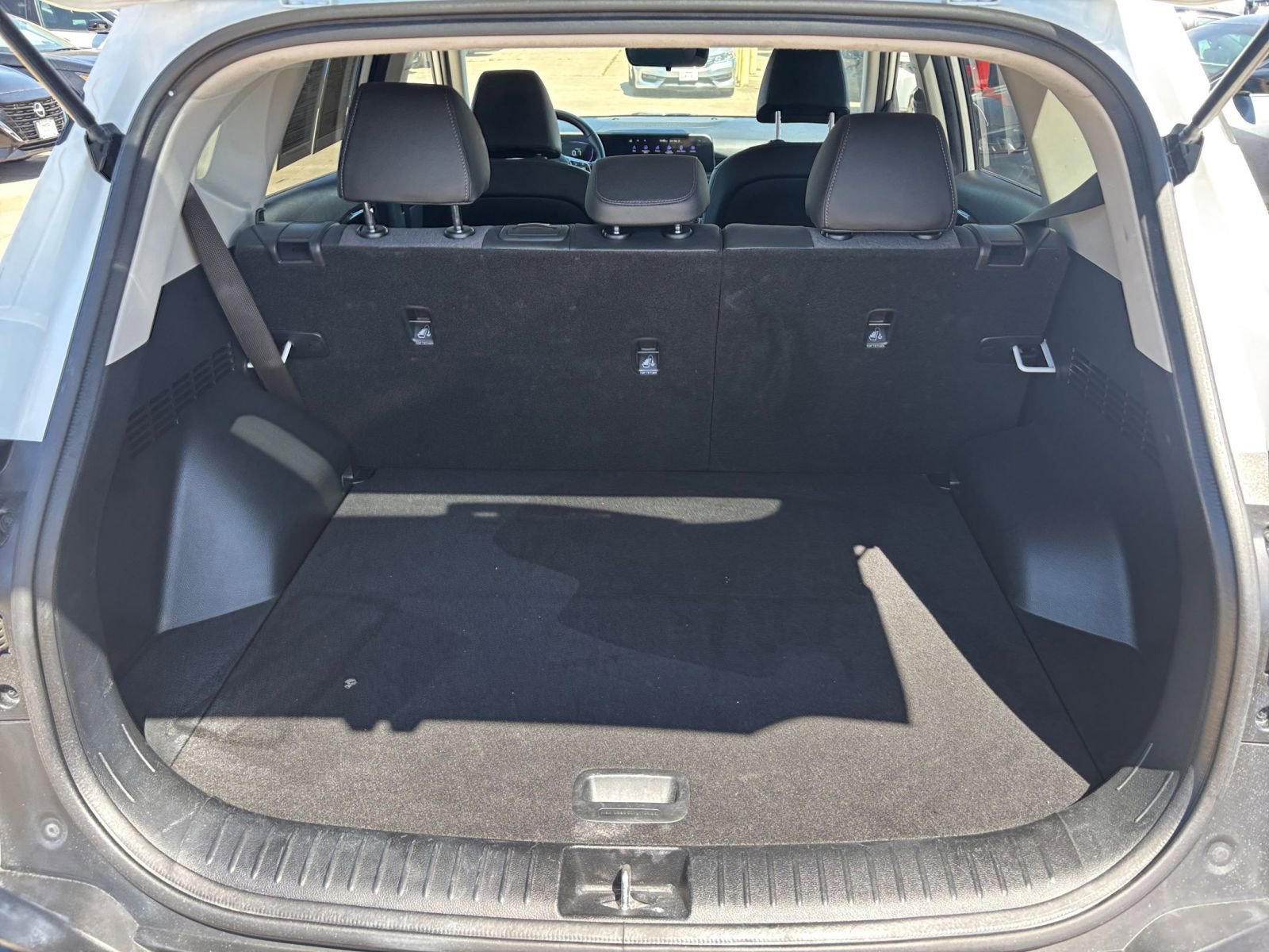 Used 2025 Kia Seltos S image 32