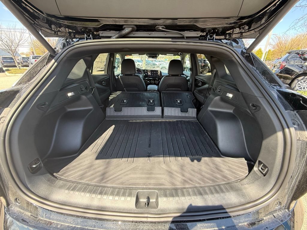 New 2026 Chevrolet Blazer EV RS AWD/4WD image 30