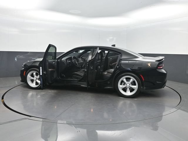 Used 2023 Dodge Charger R/T w/ Blacktop Package RWD image 34