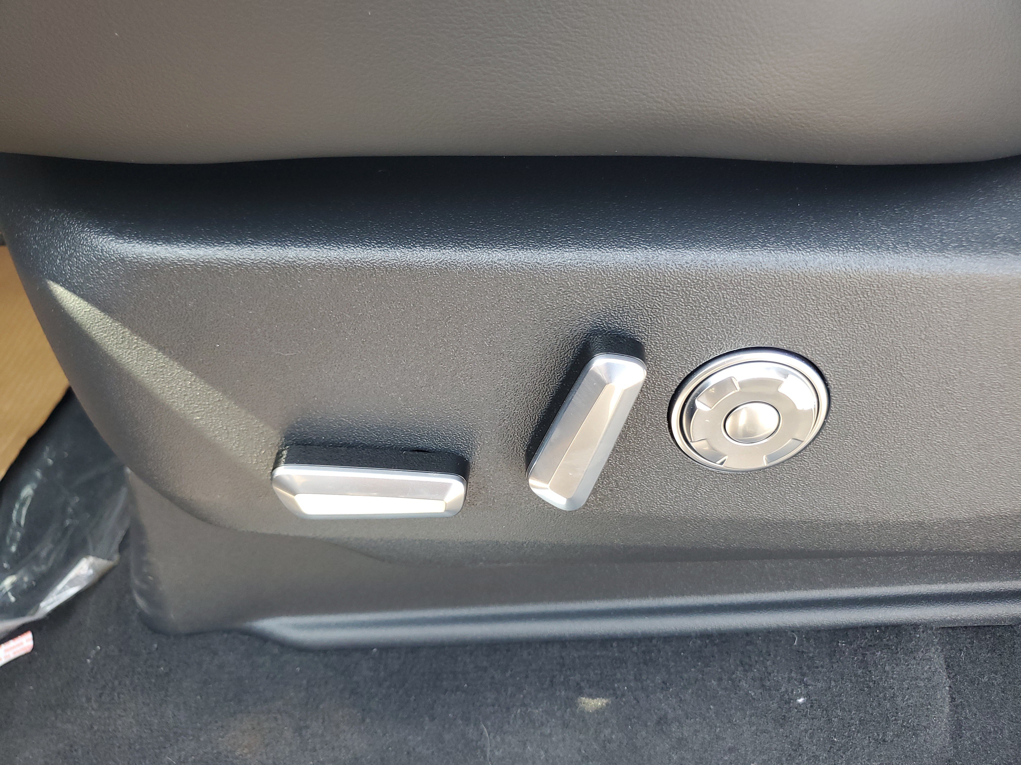 New 2027 Lincoln Navigator Black Label AWD/4WD image 13