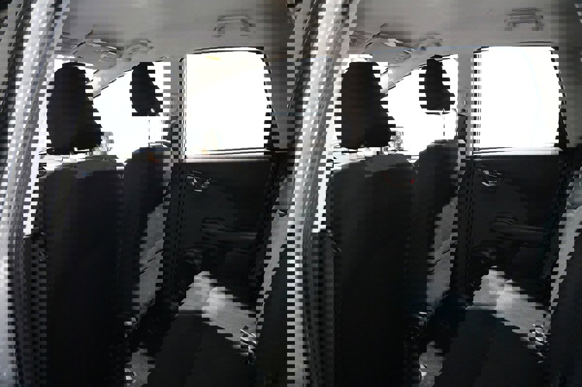 Used 2010 Honda Fit Sport image 18