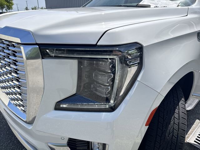 Used 2021 GMC Yukon Denali AWD/4WD image 32