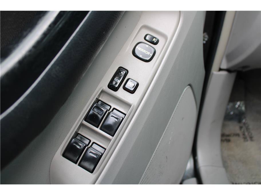 Used 2007 Toyota 4Runner SR5 AWD/4WD image 13