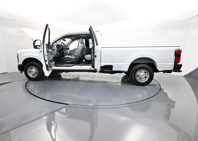New 2026 Ford F350 XL w/ 360-Degree Camera Package image 37