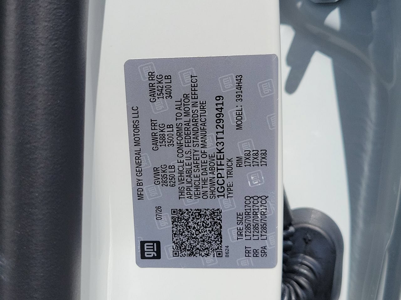 New 2026 Chevrolet Colorado ZR2 w/ Technology Package AWD/4WD image 31