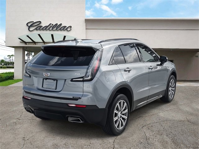 Used 2023 Cadillac XT4 Sport image 5