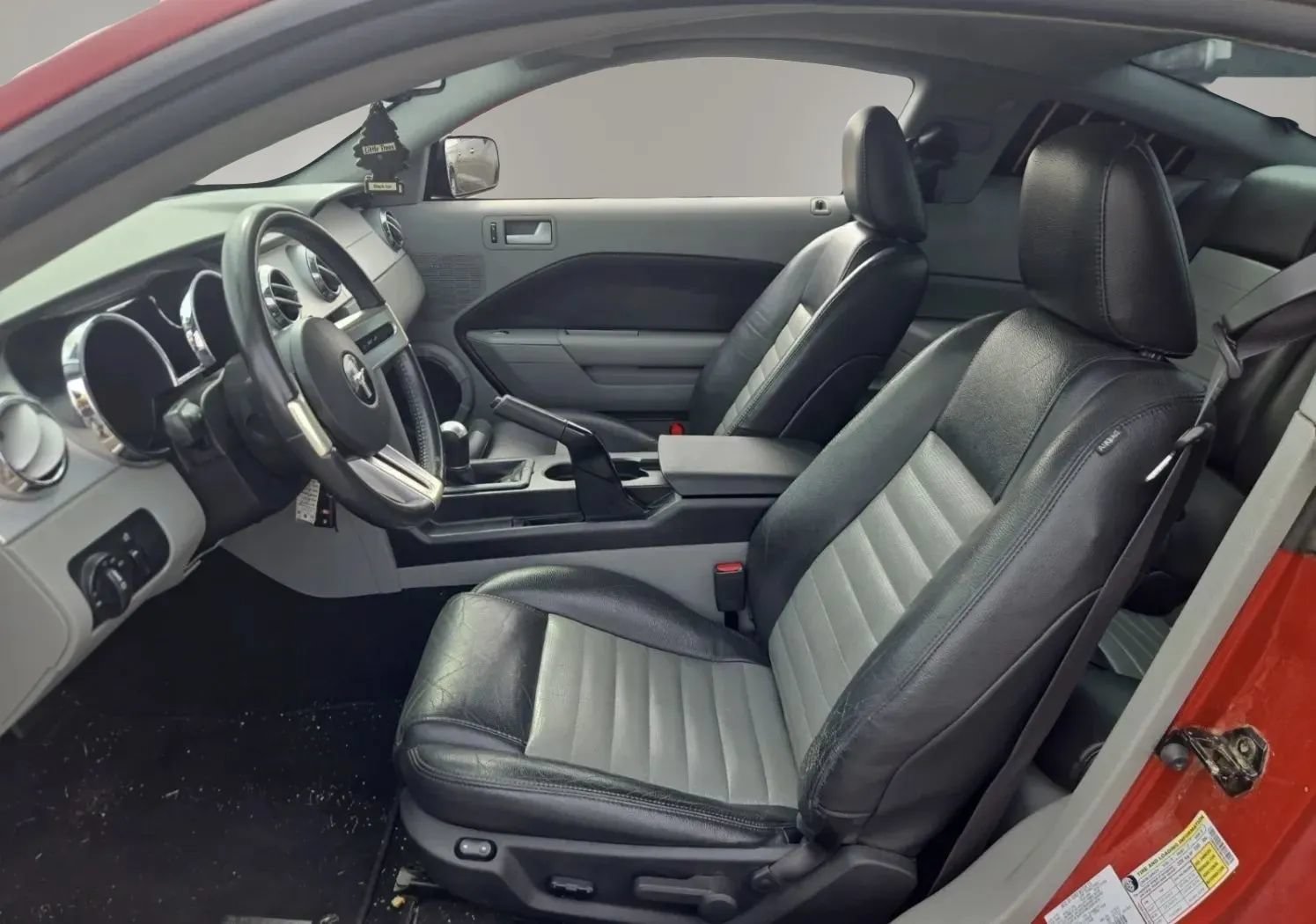 Used 2008 Ford Mustang GT Premium RWD image 10