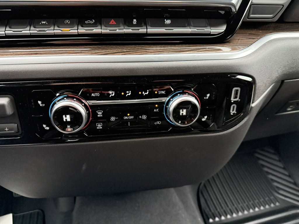 New 2026 GMC Sierra 1500 Elevation image 15