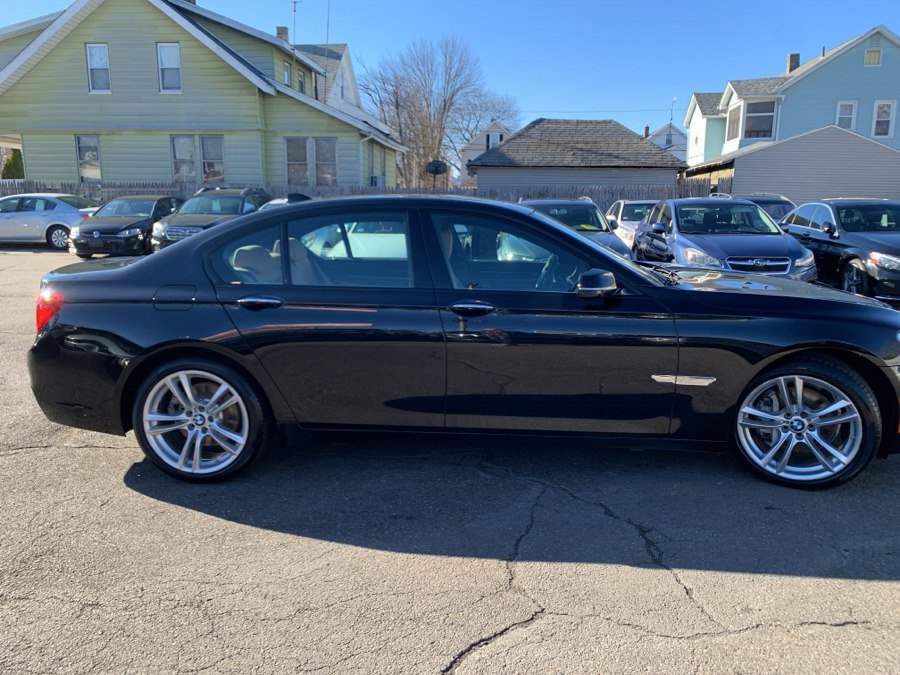 Used 2014 BMW 740i image 4