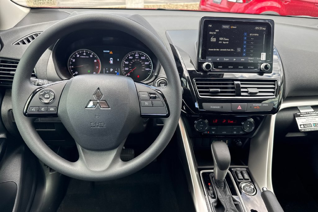 New 2026 Mitsubishi Eclipse Cross LE AWD/4WD image 15