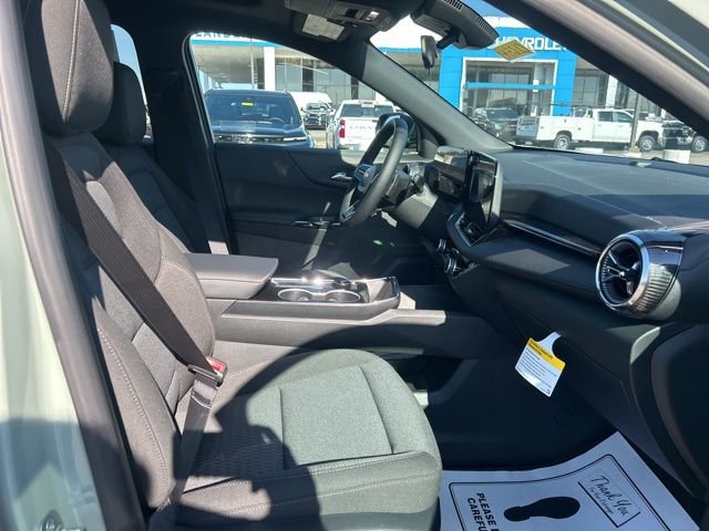 New 2026 Chevrolet Equinox LT image 32