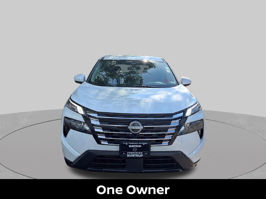 Certified 2026 Nissan Rogue SV AWD/4WD image 10