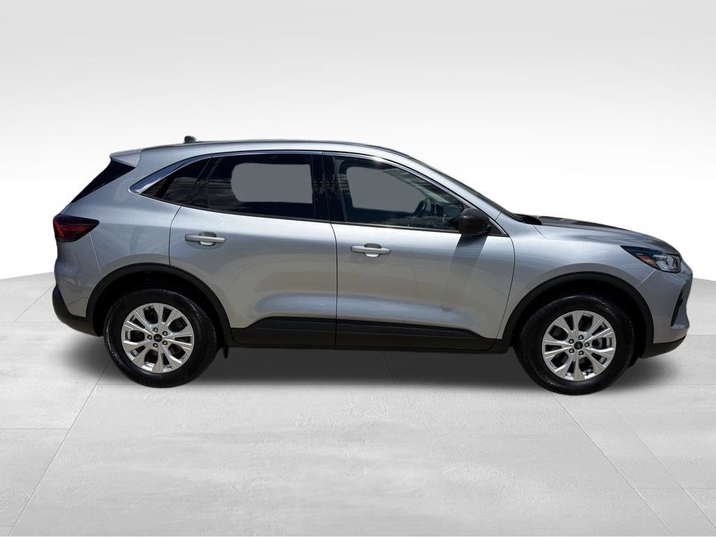 Used 2023 Ford Escape Active w/ Tech Pack #1 AWD/4WD image 8