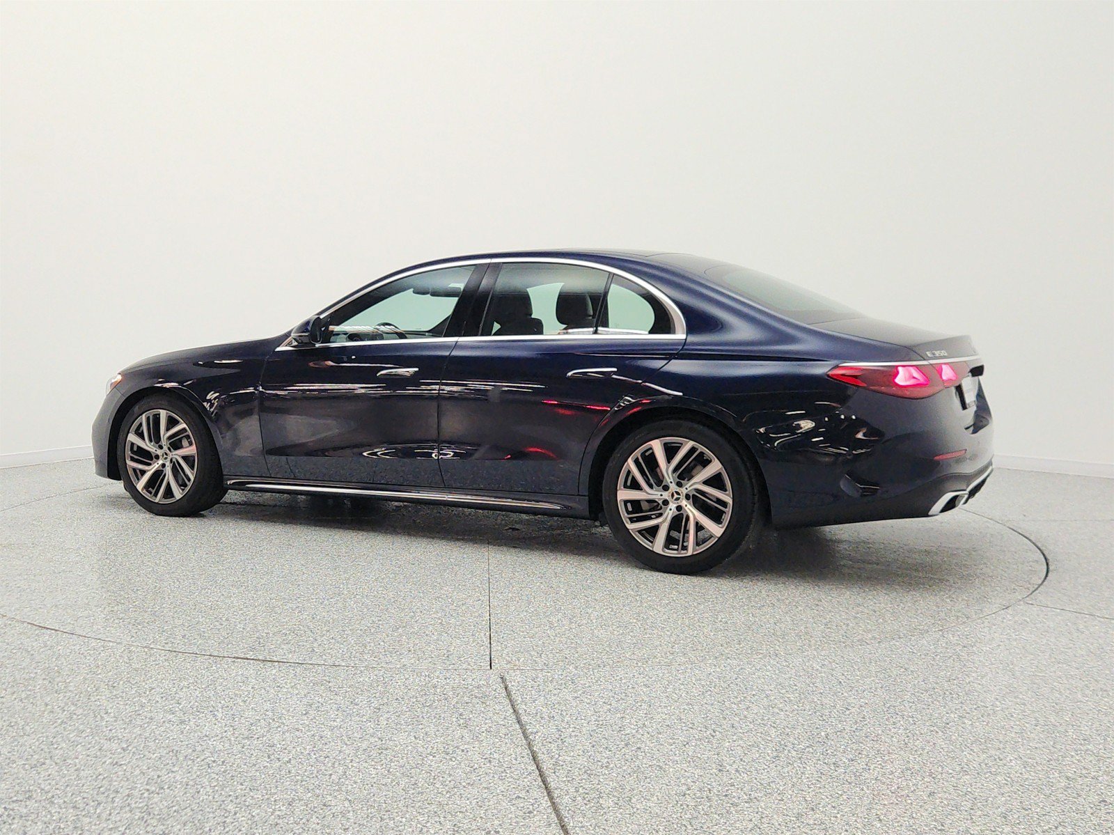 Certified 2024 Mercedes-Benz E 350 4MATIC Sedan image 8