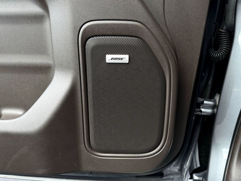 Used 2022 Chevrolet Silverado 1500 LTZ image 18