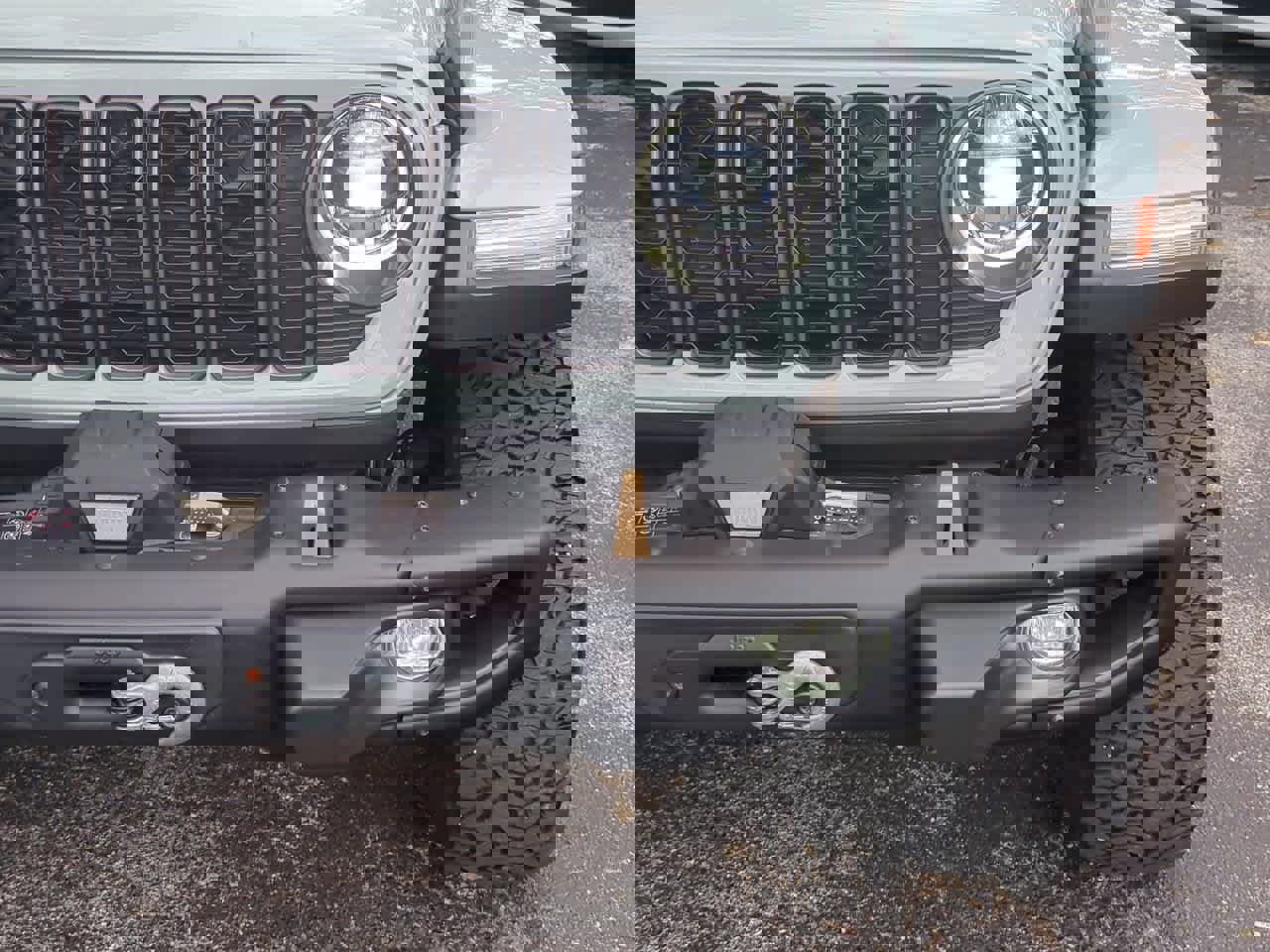 Used 2024 Jeep Wrangler Unlimited Rubicon 392 image 11