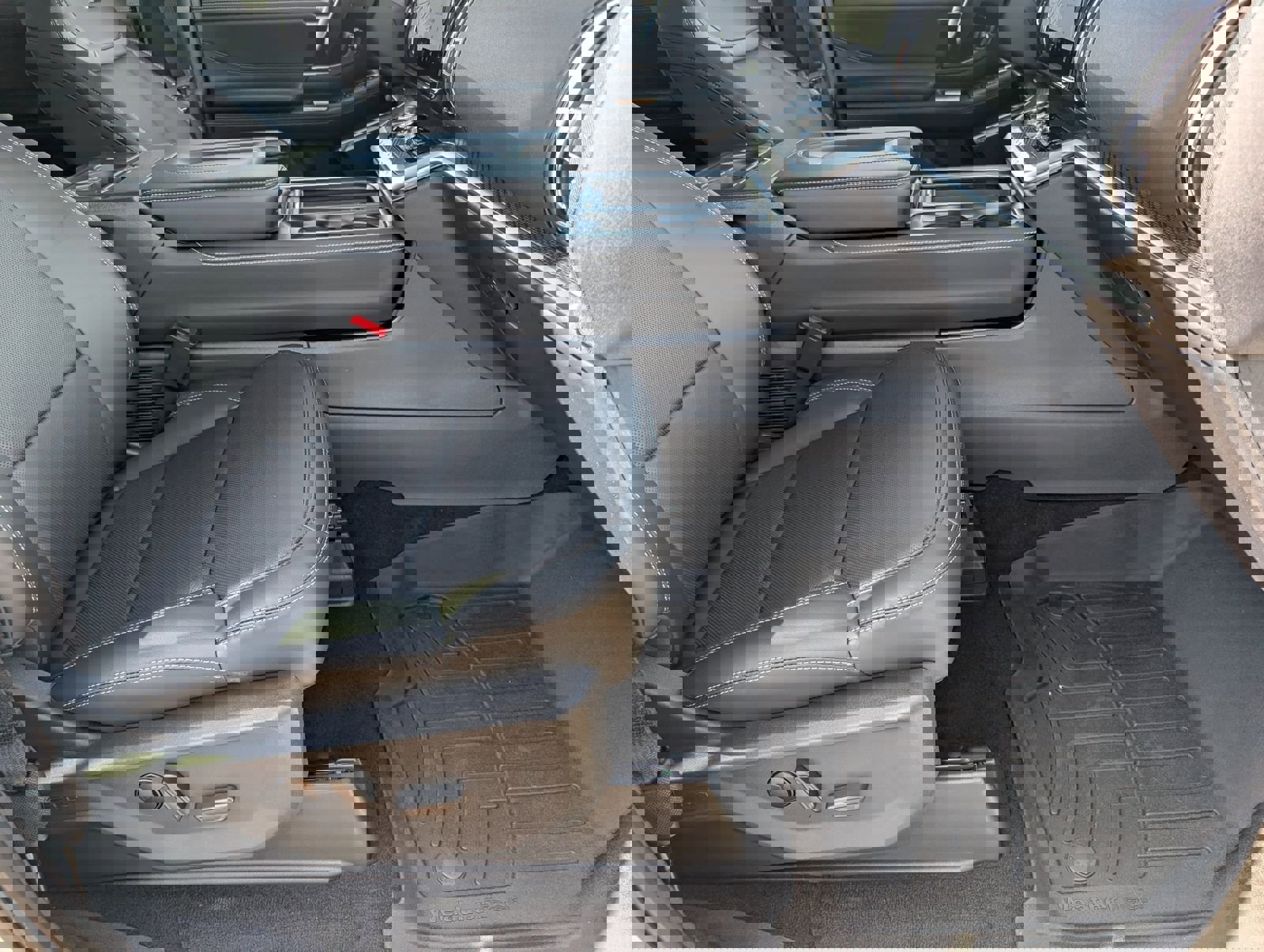 New 2026 Ford Expedition Platinum w/ Stealth Performance Package image 29