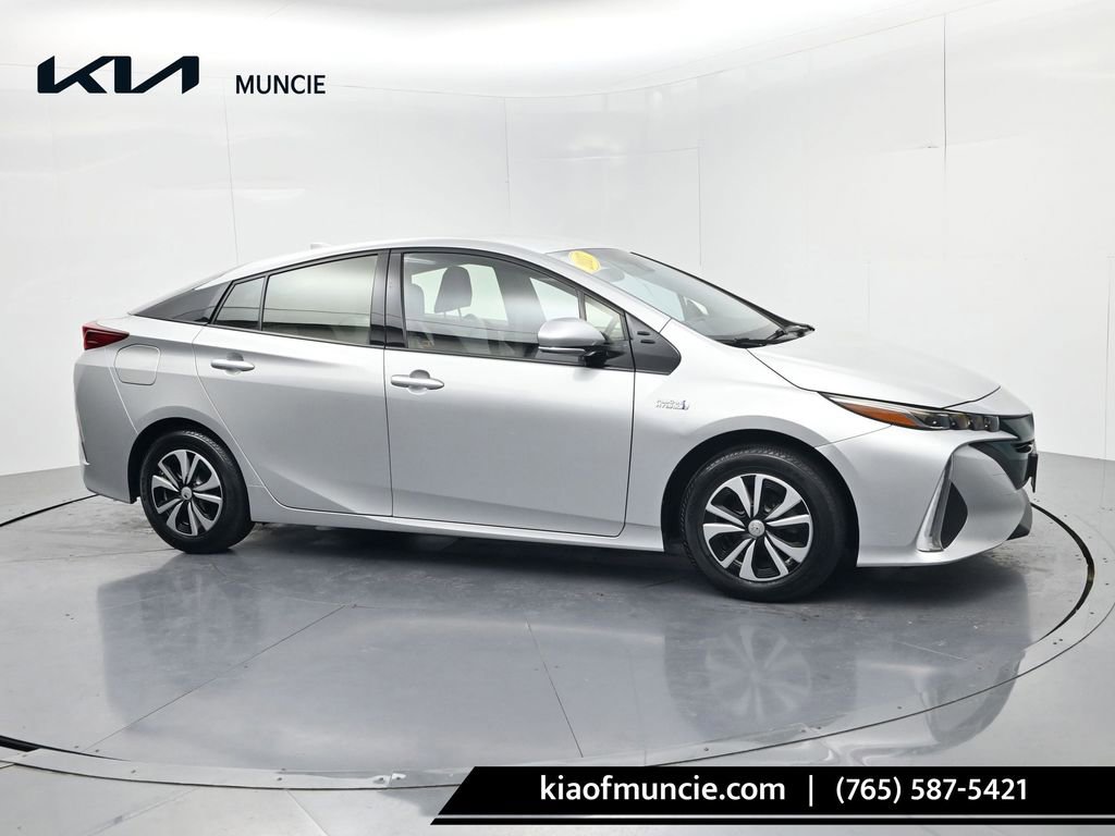 Used 2017 Toyota Prius Prime Plus w/ Carpet Mat Package FWD image 1