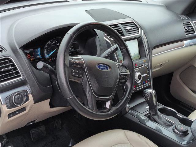 Used 2018 Ford Explorer Limited image 10