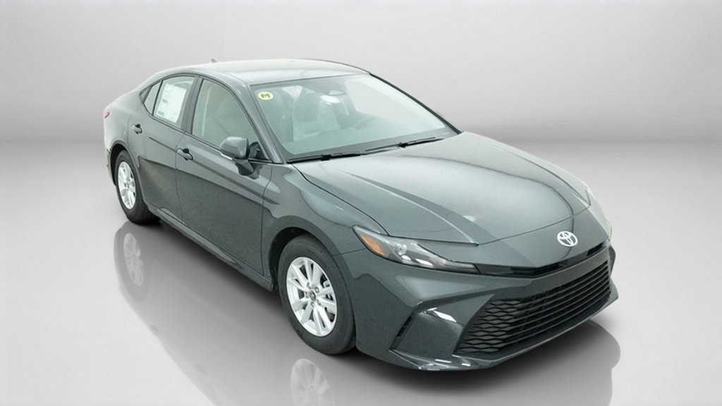 New 2026 Toyota Camry LE FWD image 5