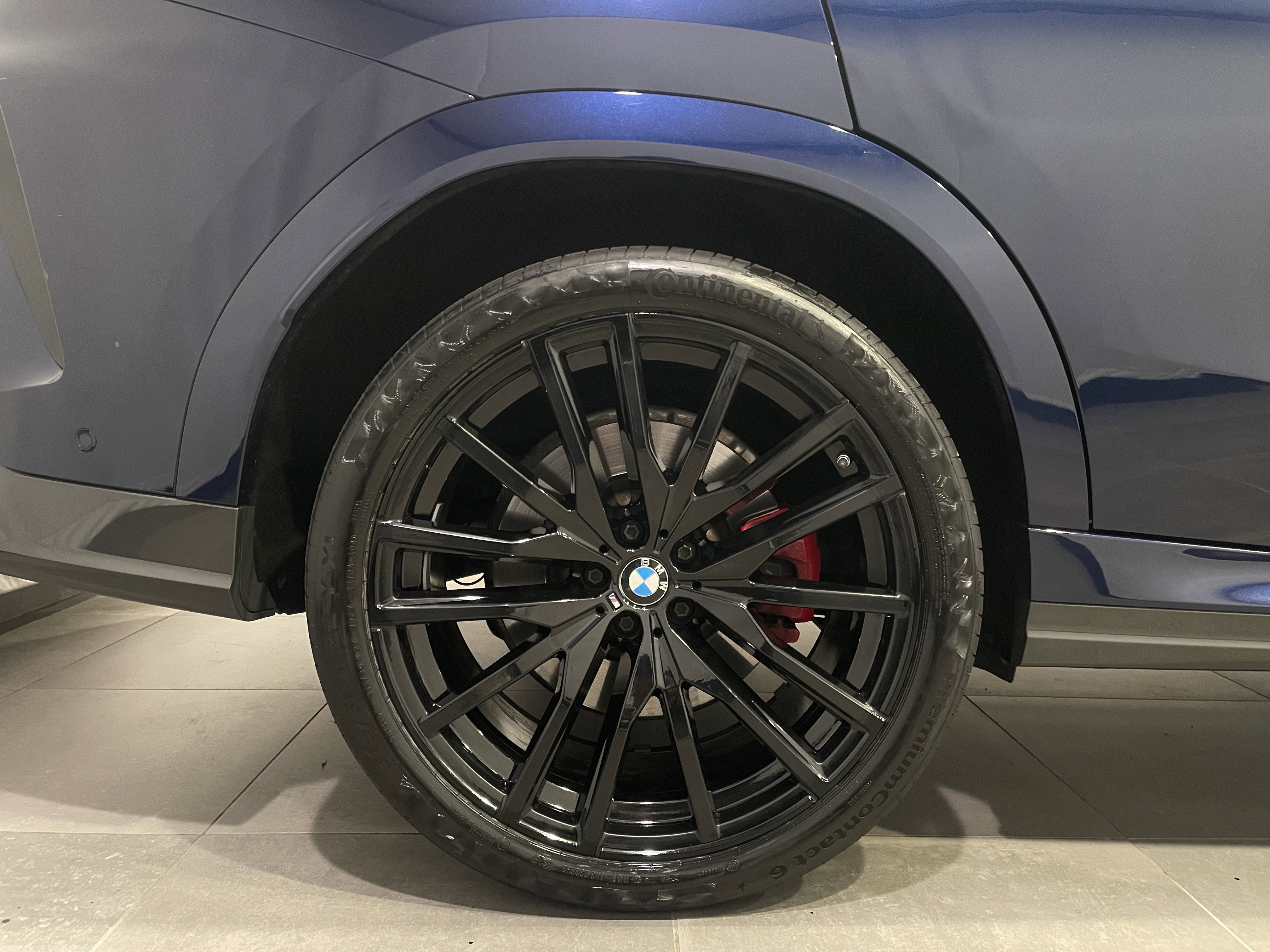 Certified 2024 BMW X6 M60i w/ Executive Package AWD/4WD image 9