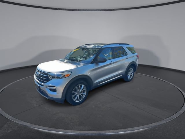 Used 2021 Ford Explorer XLT w/ Equipment Group 202A image 7
