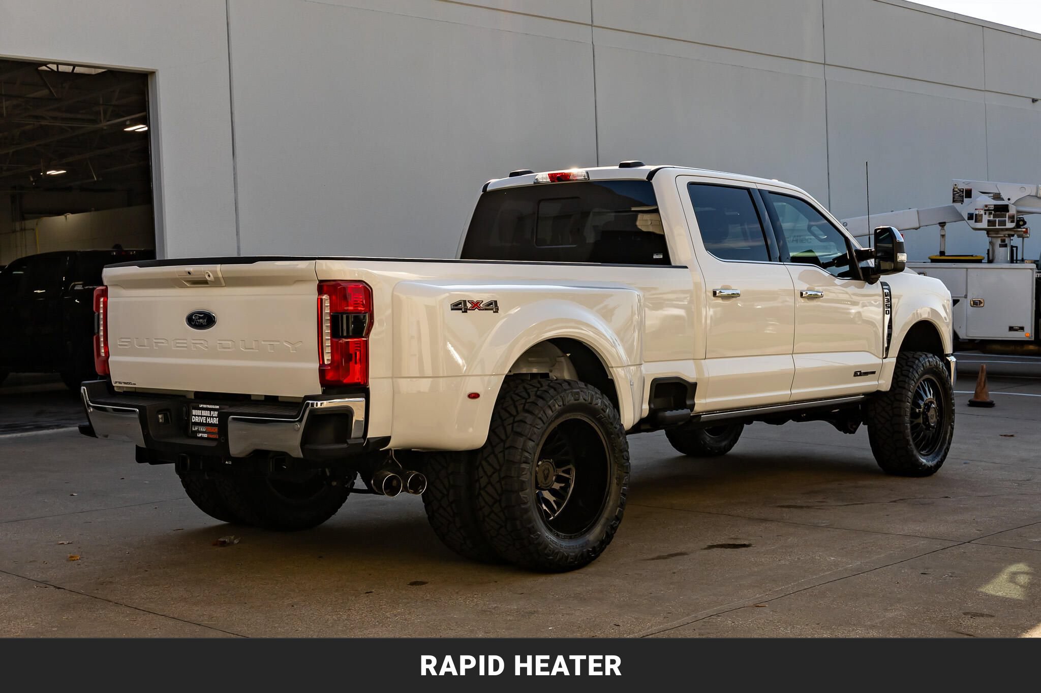 Used 2026 Ford F350 Lariat w/ Lariat Ultimate Package AWD/4WD image 10