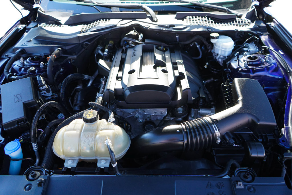 Used 2020 Ford Mustang Coupe RWD image 14