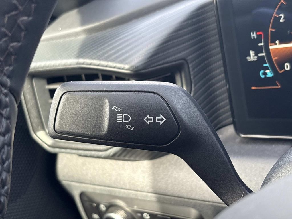 Used 2024 Ford Mustang EcoBoost image 28