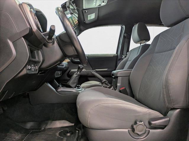 Used 2019 Toyota Tacoma TRD Sport image 17