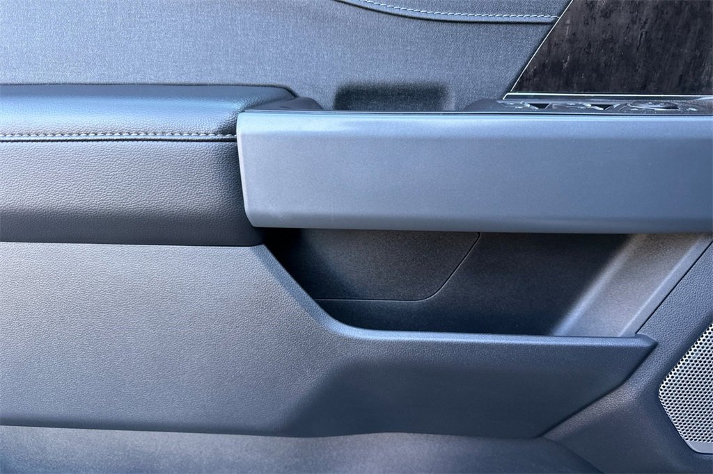 Used 2023 Ford F150 Lariat w/ Trailer Tow Package image 12