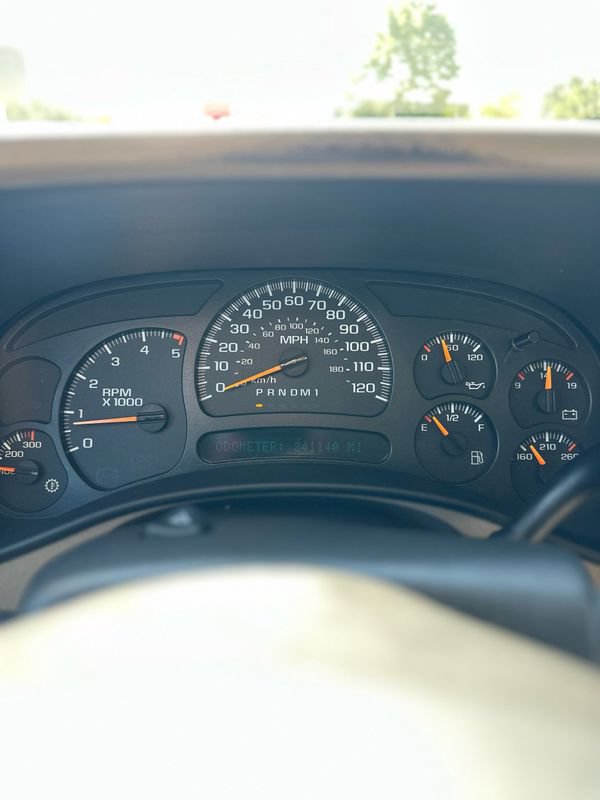 Used 2006 Chevrolet Silverado 3500 LT w/ Heavy-Duty Power Package AWD/4WD image 12